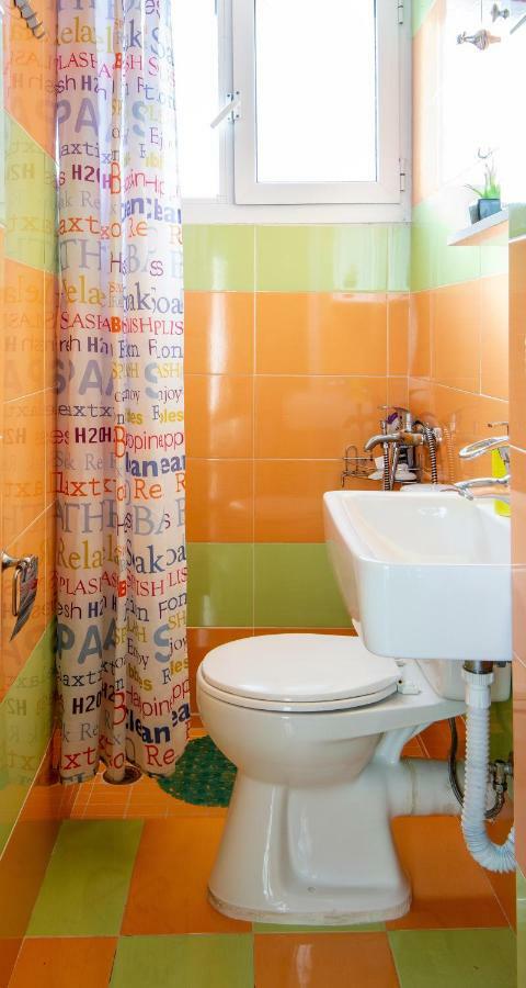 Central 6Th Floor Studio Near Metro & View&200Mbps Athena Bagian luar foto